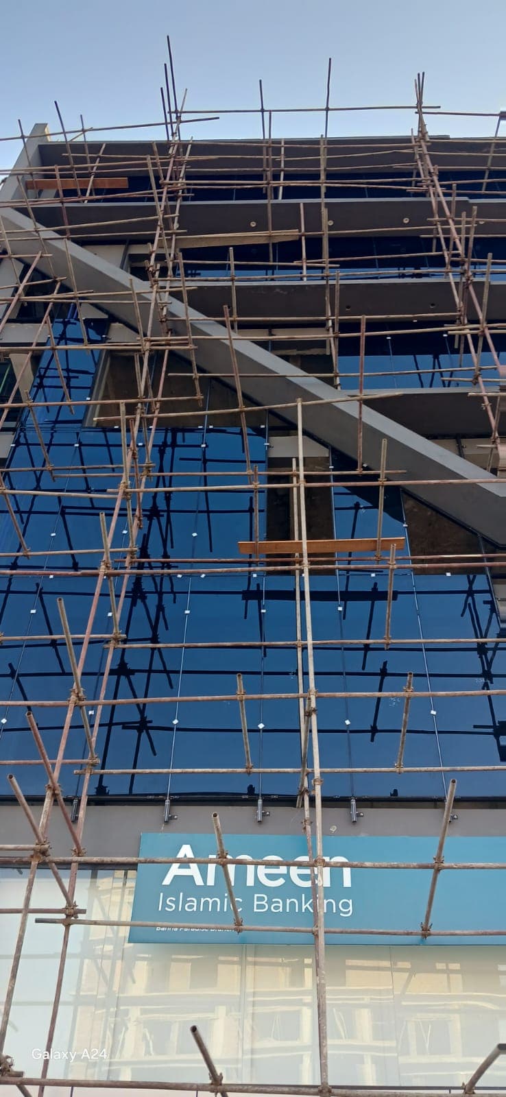 Bahria Phase 4